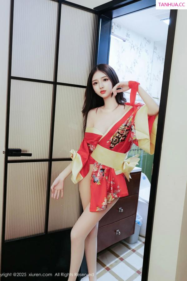   [XiuRen]高清写真图 2025.12.25 No.11155 白小蝶 超薄白丝第23张图片